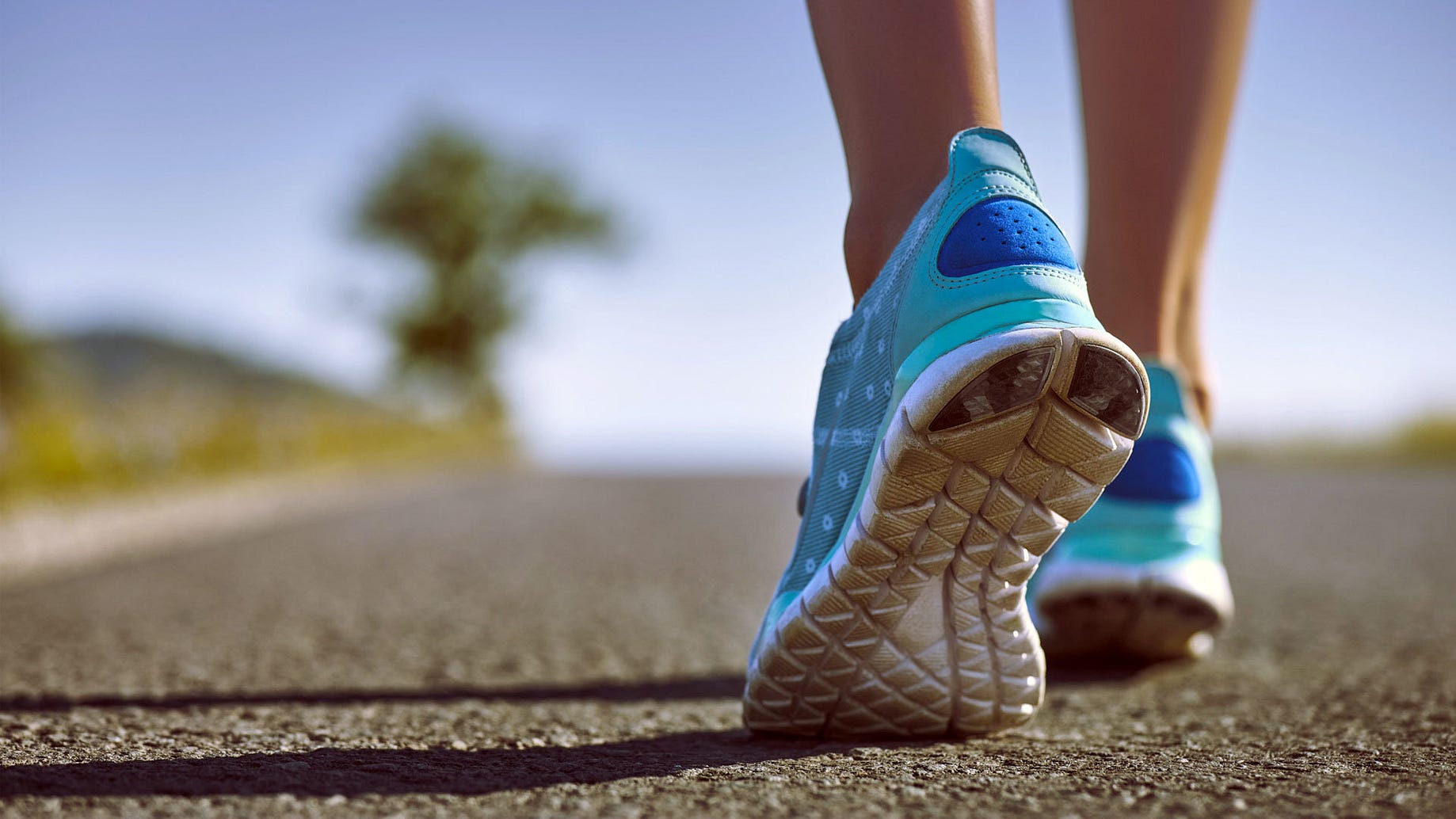 best running shoes under 2500
