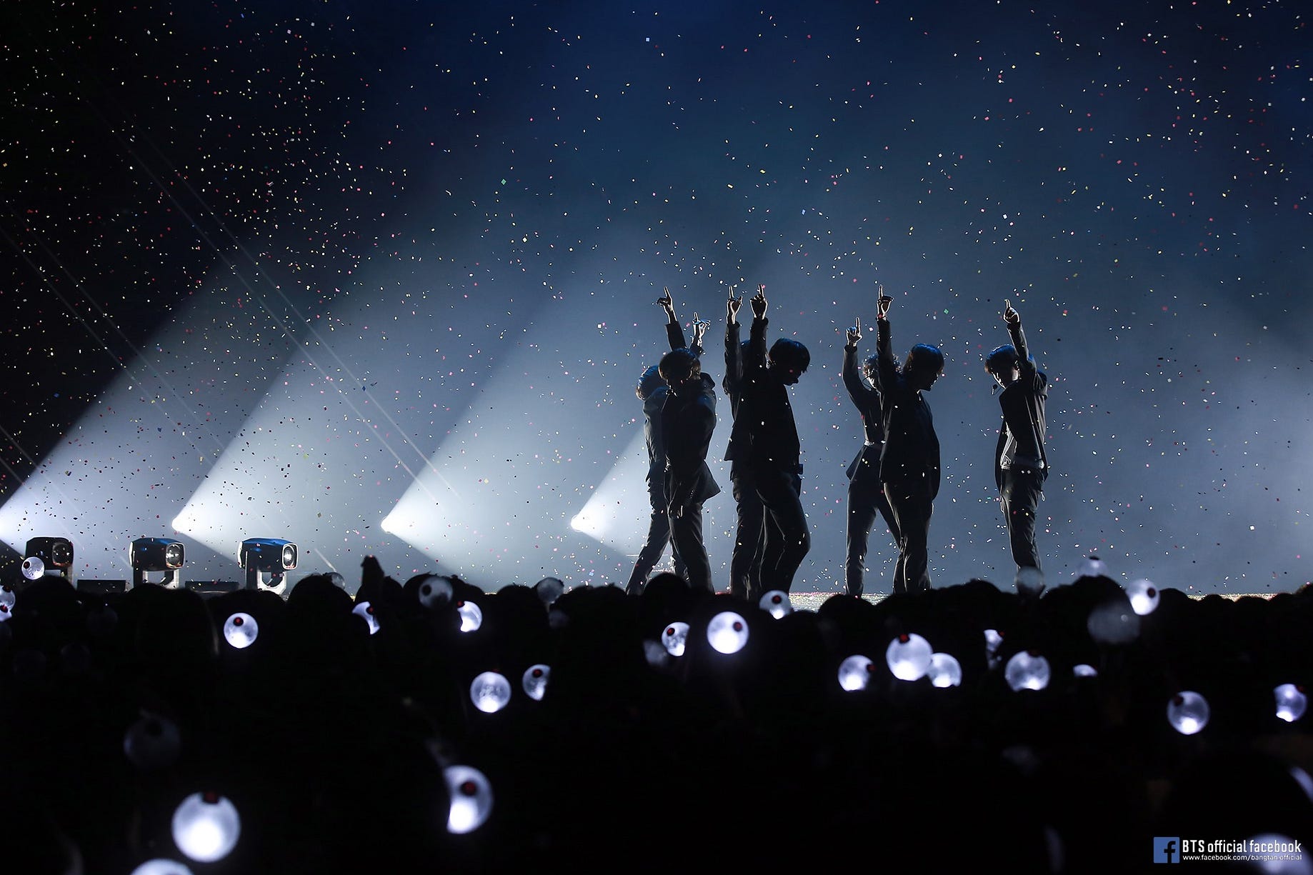 The Army Still Holds The Power Inside The Organised Chaos Of The Bts Fandom By Deconrecon Asia Medium