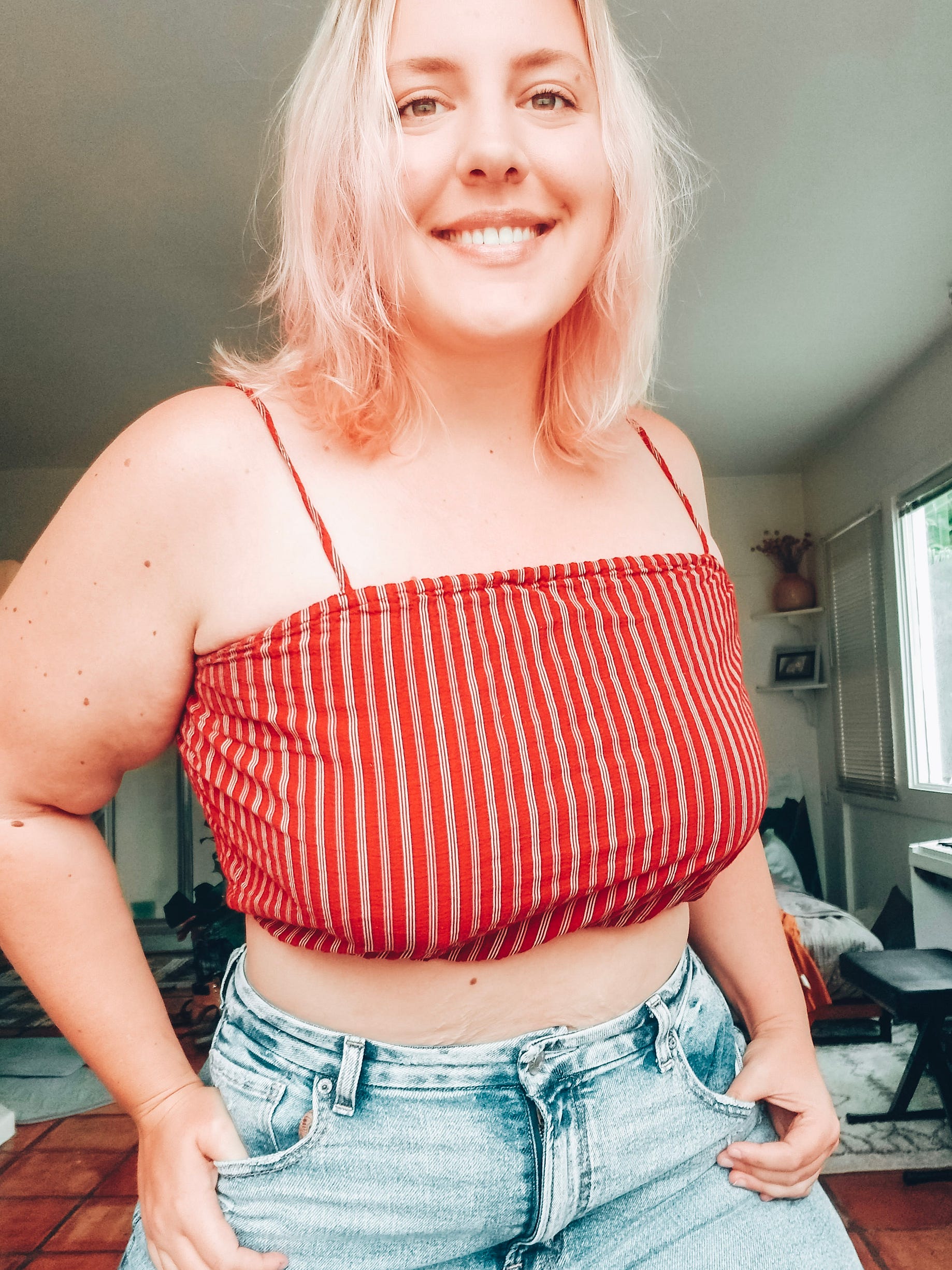 Big hips + thighs but a small waist 