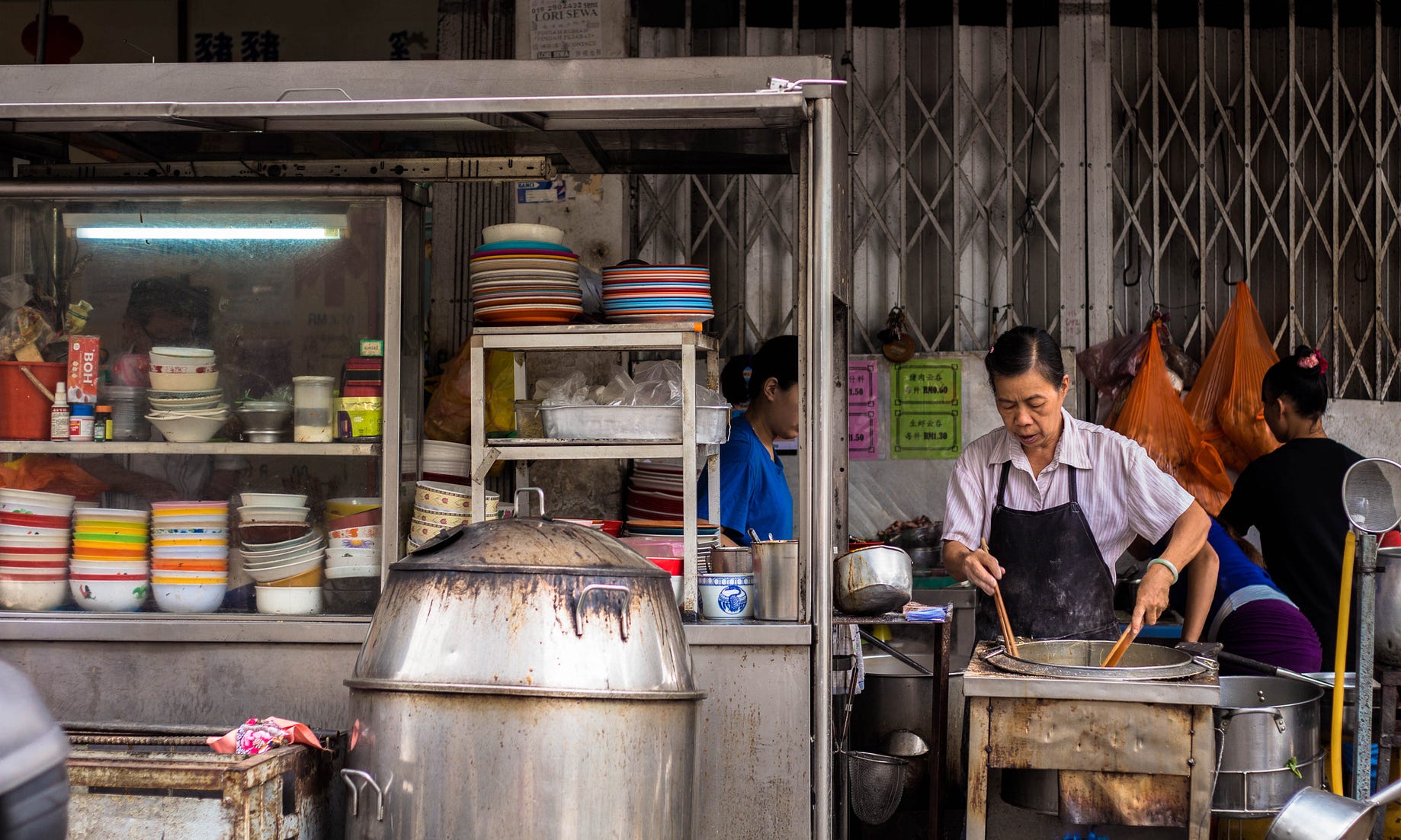 What Hawker Food Stalls Can Teach Us About Niching By Cynthia Marinakos The Startup Medium