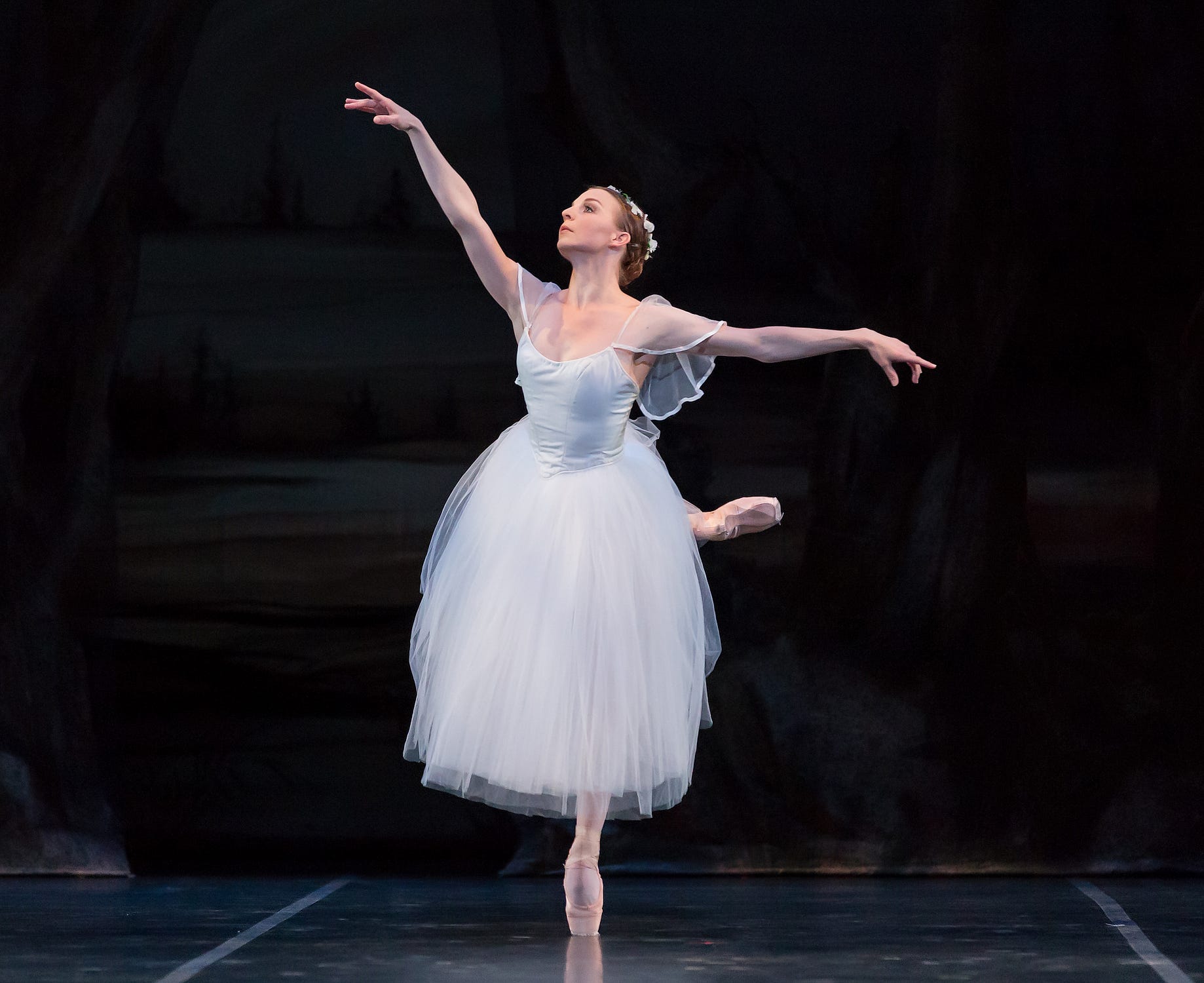 håndtag Utilgængelig Hotel GISELLE: A truly Romantic ballet. The ballet classic you must experience! |  by Ballet Austin | Medium
