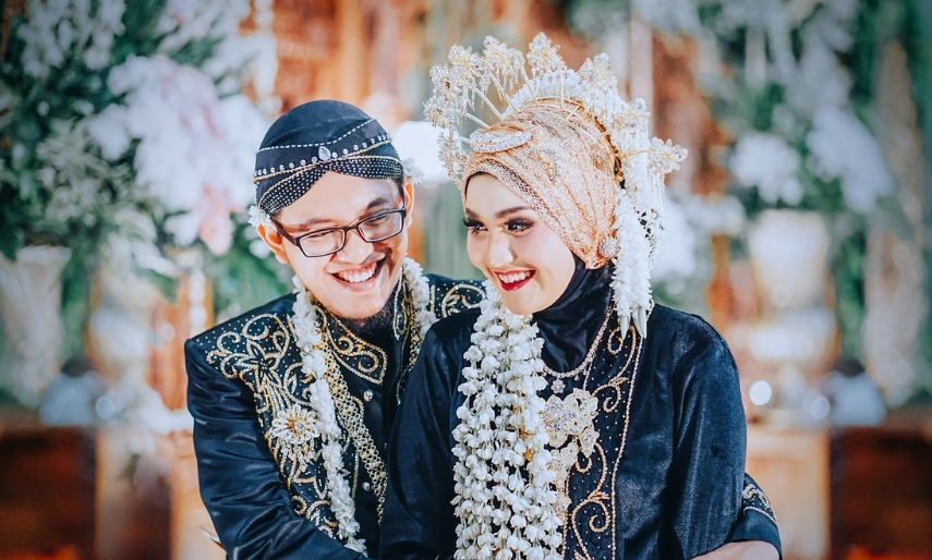 Hj Euis Eva Mua Majalengka Terbaik By Madipro Medium