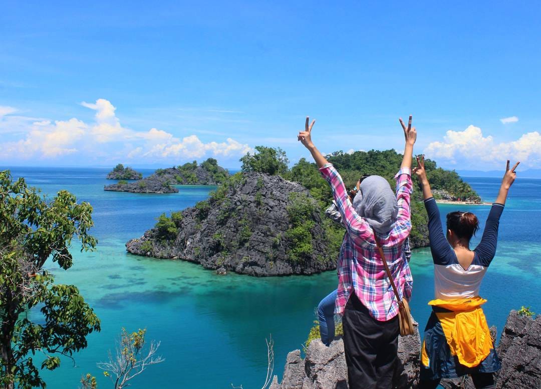 Tempat Wisata Di Pulau Sulawesi Tenggara