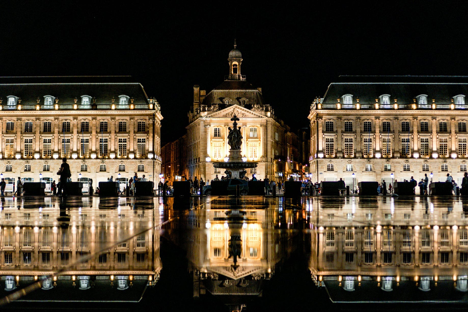 法國波爾多bordeaux 市區觀光超美水鏡廣場 Yc 18 09 29 By Yi Chuan Chang Medium 法國波爾多bordeaux 市區觀光超美水鏡廣場 Yc 18 09 29 By Yi Chuan Chang Medium