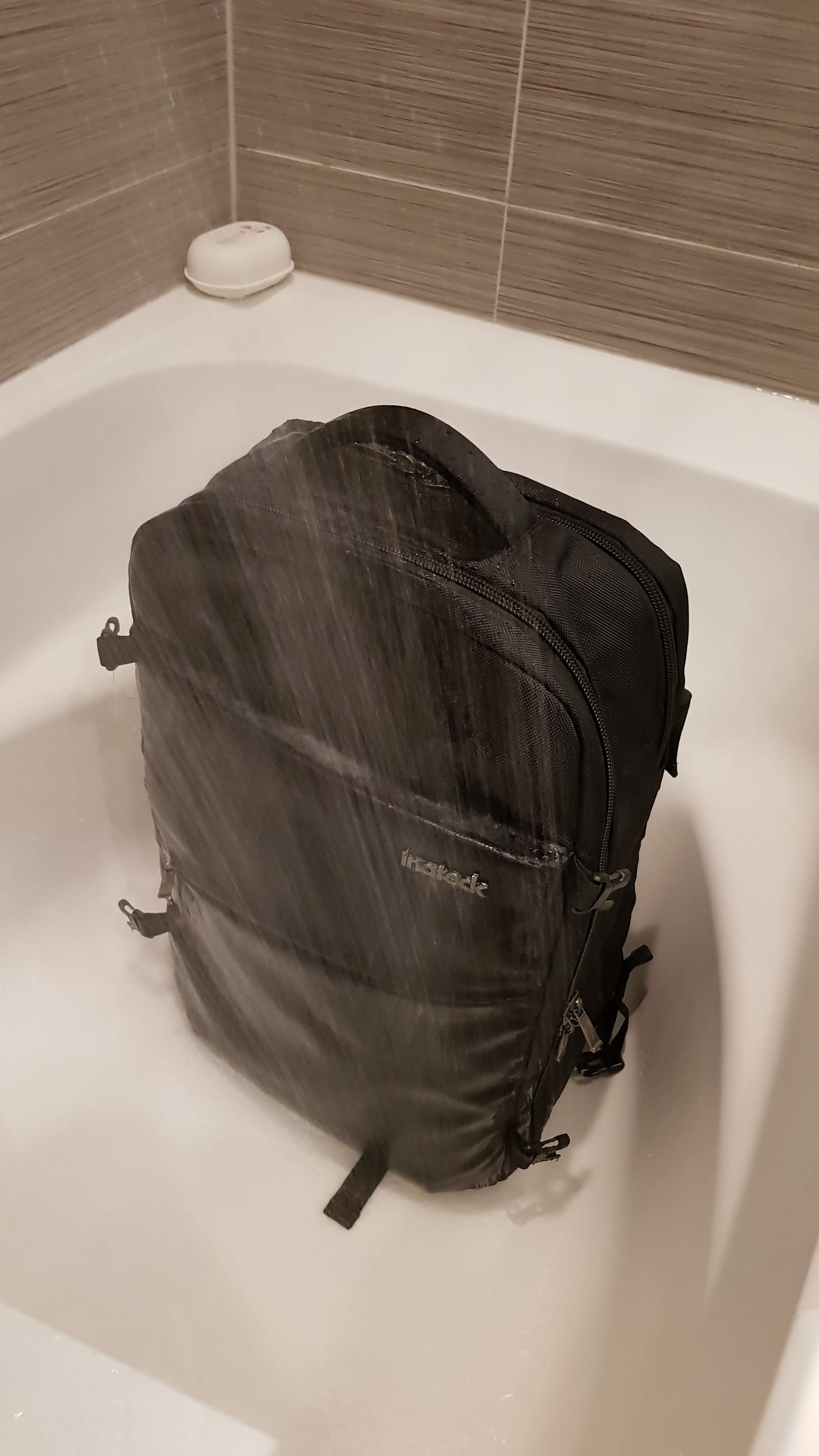 inateck backpack review