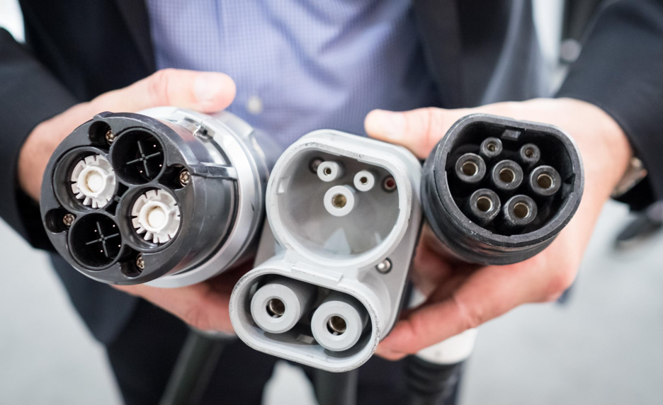 Better Together Electric Aircraft Charge Connector Standardization