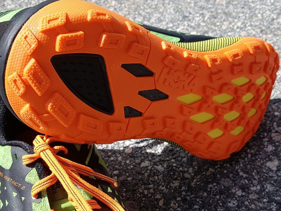 hoka instinct