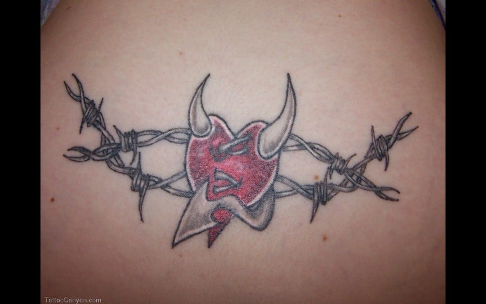 24 Tatouages De Fil De Fer Barbelé Qui Plaisent Aussi Aux