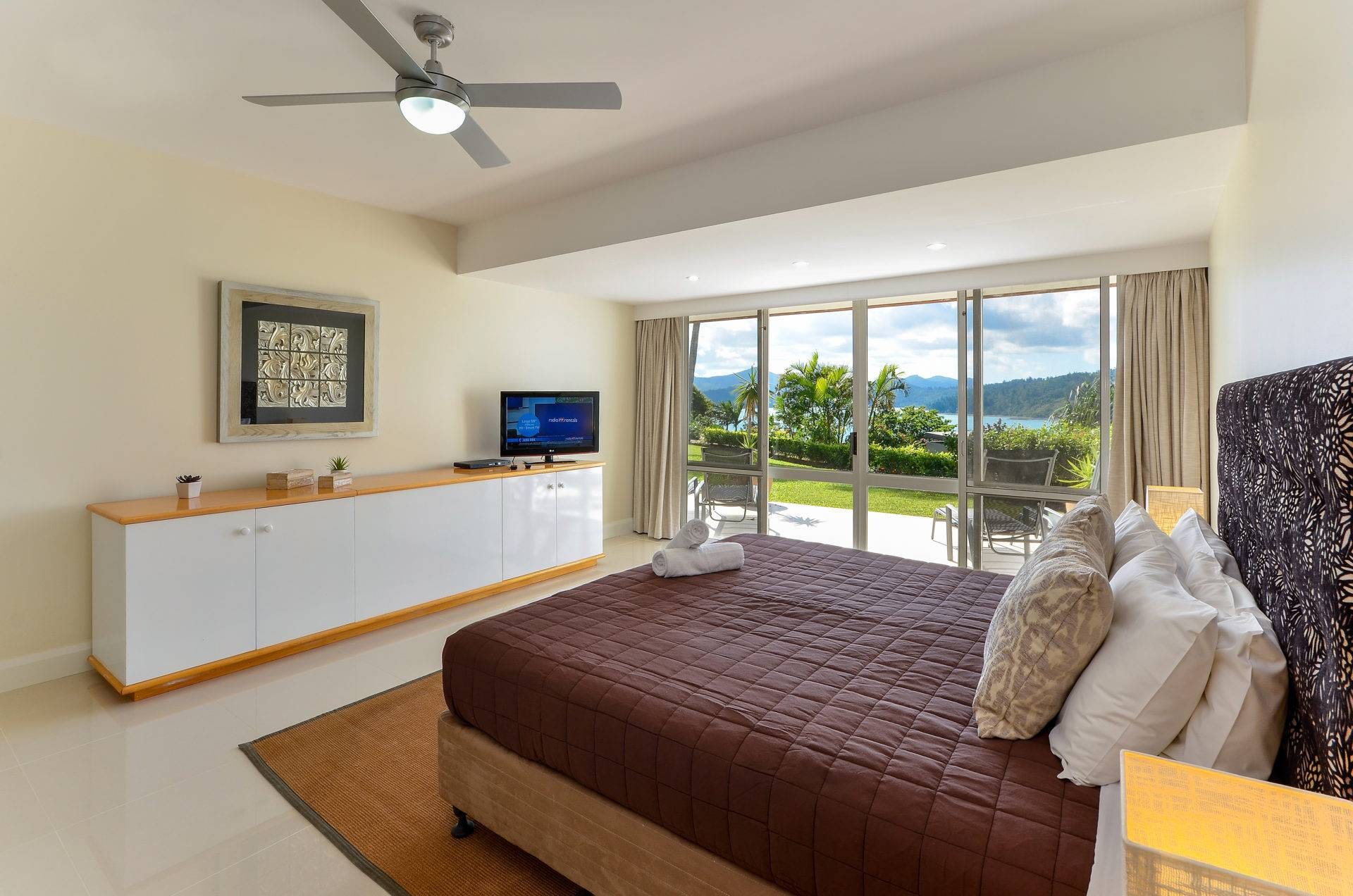 Bella Vista East 3 Hamilton Island