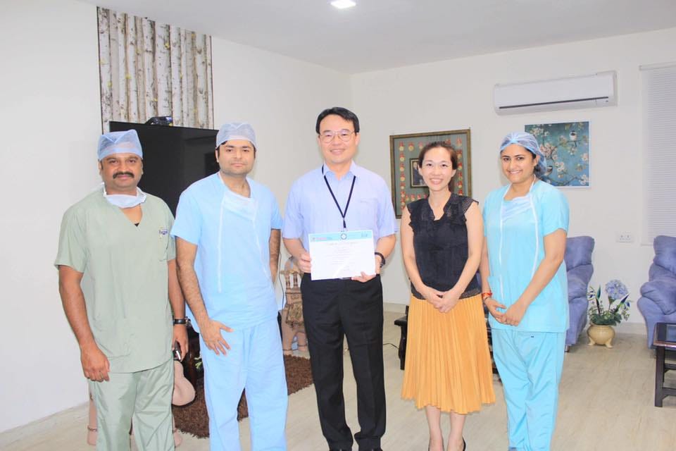 Team of Bariatric Surgeons came from Taiwan to take training at Indore Team of Bariatric Surgeons came from Taiwan to take training at Indore