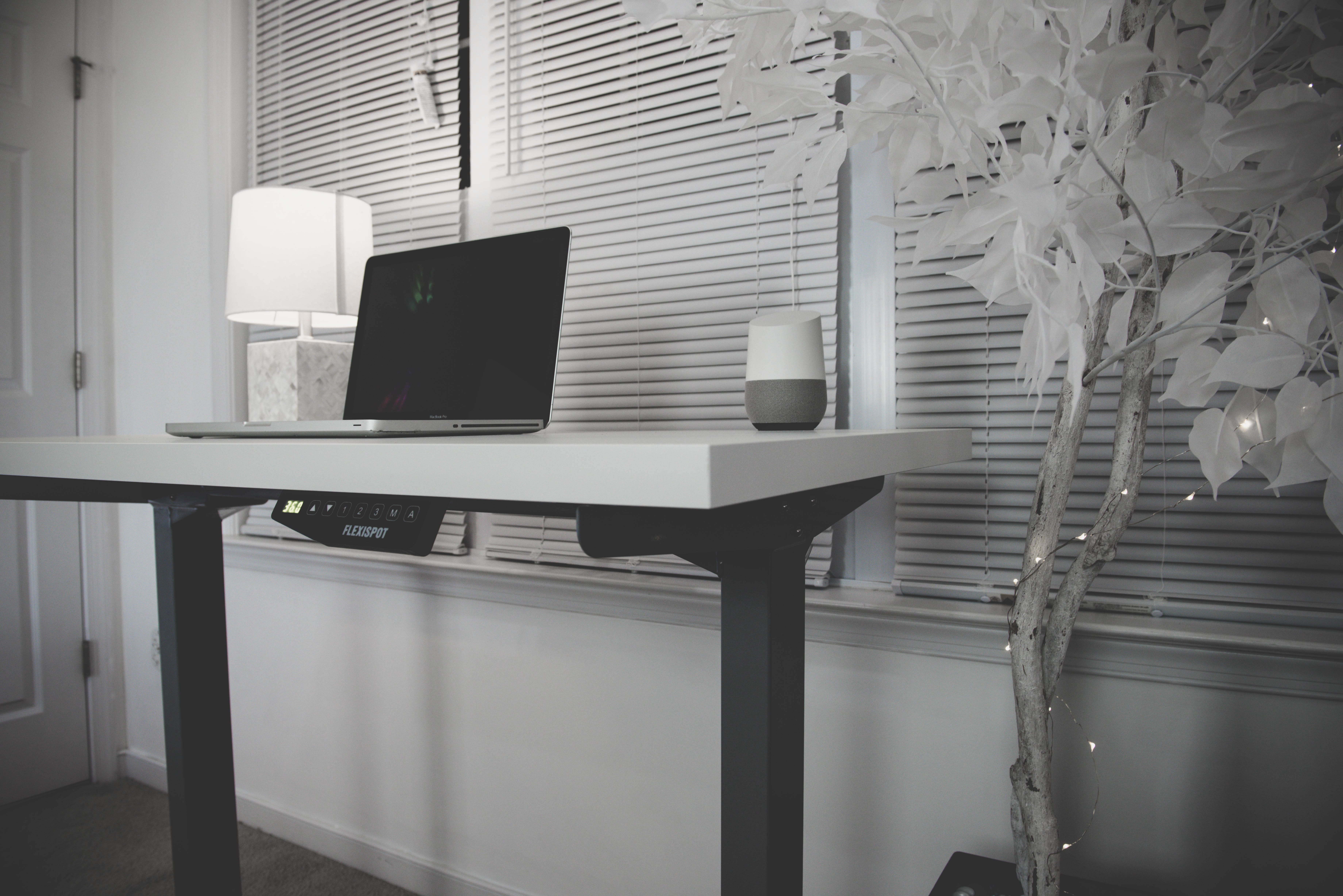 Must Have Things To Set Up An Awesome Geek Room Flexispot Medium