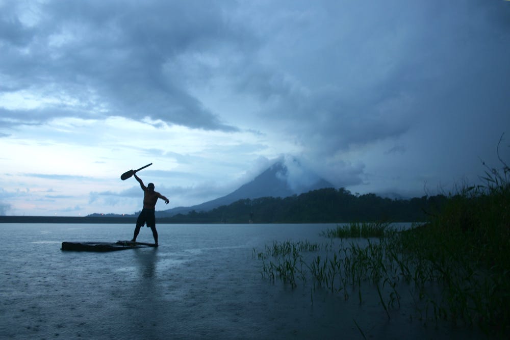 Facts about The Lake Arenal. The Lake Arenal is an artificial lake