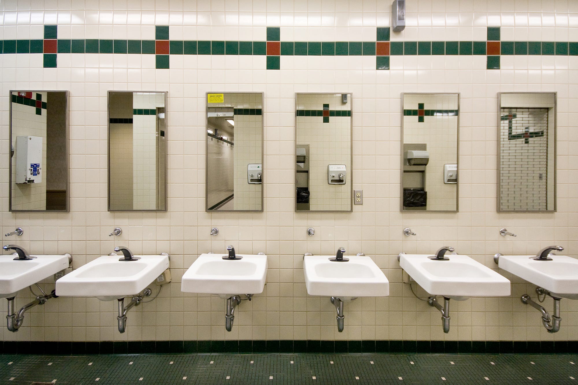 Girl Pissing In Sink