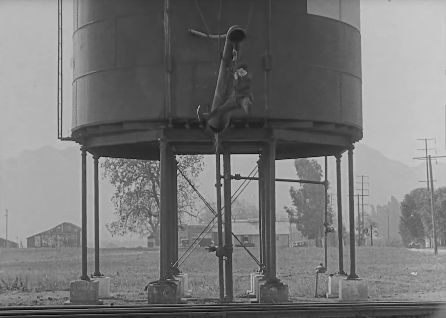 How Buster Keaton Took A Concept From Cinema S Infancy And Revolutionized Comedy Forever By Nick Boozang Medium How Buster Keaton Took A Concept From Cinema S Infancy And Revolutionized Comedy Forever By Nick Boozang Medium