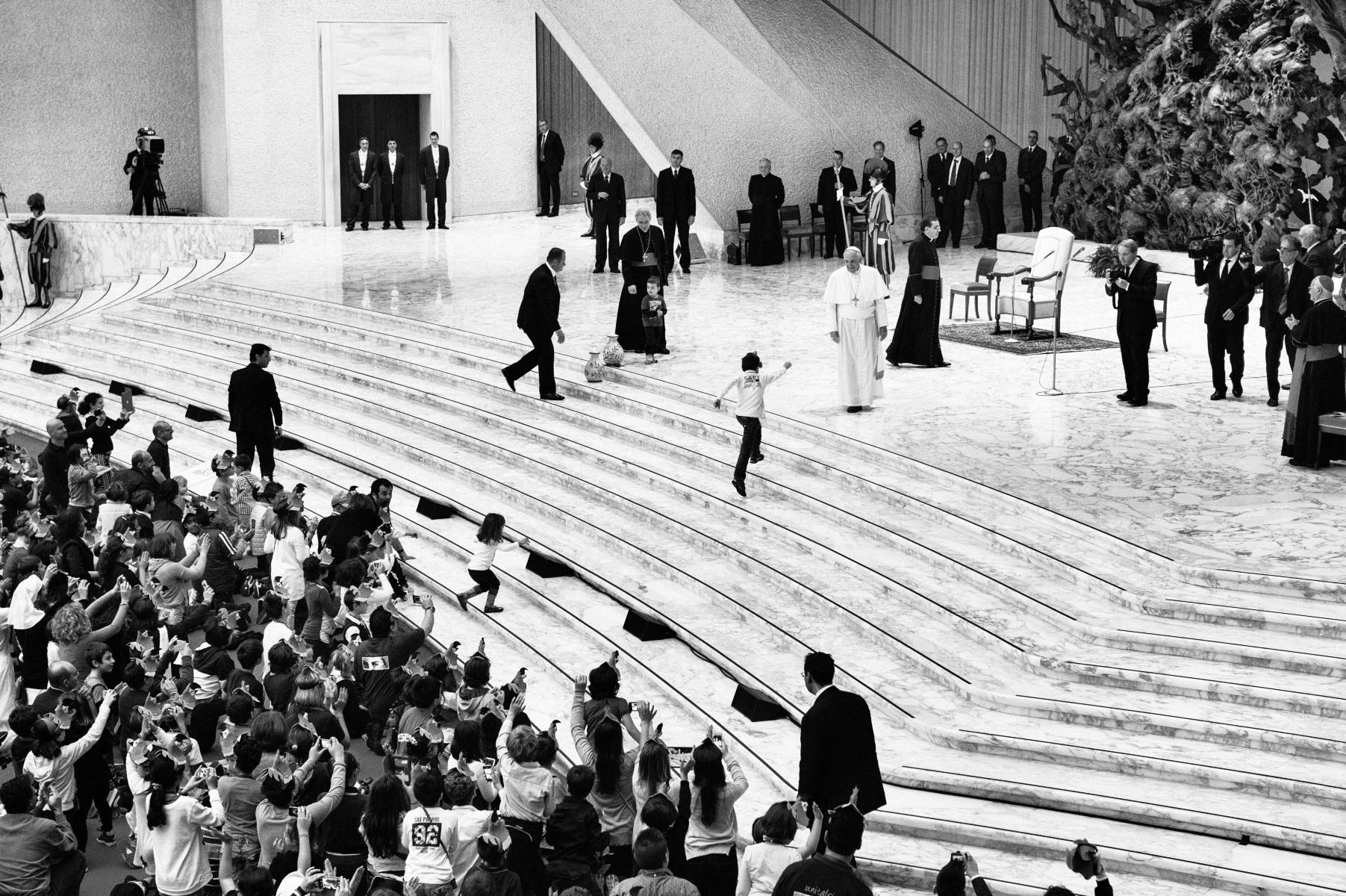 El Papa rebelde. Es contradictorio, carismático y… by Matter Matter Medium El Papa rebelde. Es contradictorio, carismático y… by Matter Matter Medium