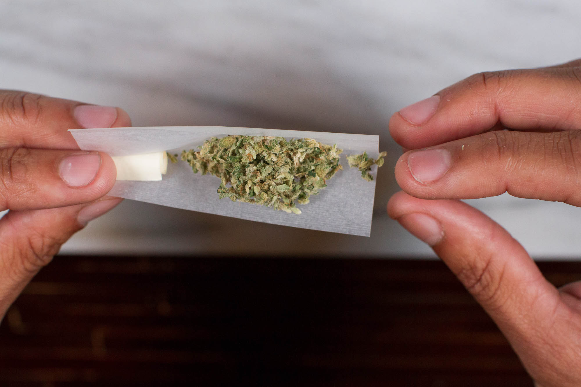 paper-marijuana-greens-weed-step-by-step