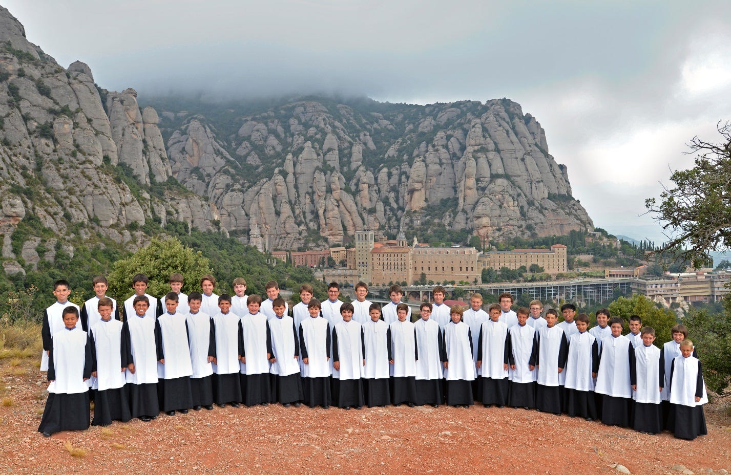 CLASSICAL MOVEMENTS PRESENTS ESCOLANIA DE MONTSERRAT From CATALONIA classical-movements-presents-escolania-de-montserrat-from-catalonia