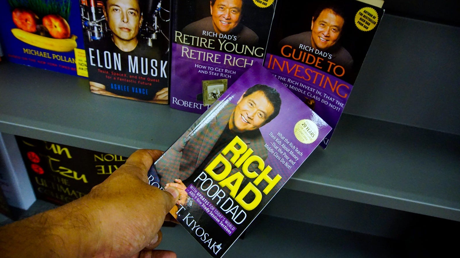 We Re Not Getting Financially Smarter By Reading Rich Dad Poor Dad By Tim Denning The Startup Medium