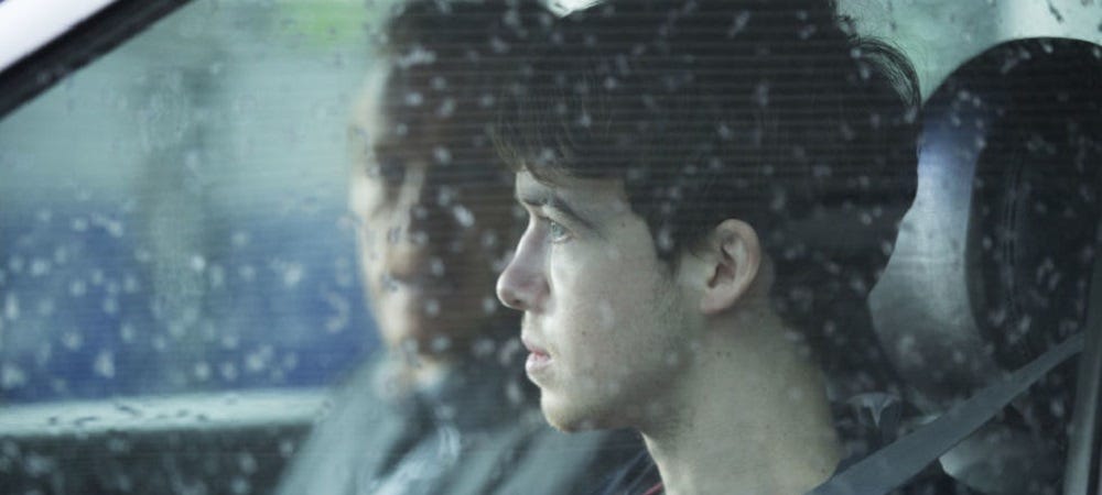 Black Mirror Tais Toi Et Danse Black Mirror, saison 3. Tais-toi et danse ! | by Nicolas Winter | Juste