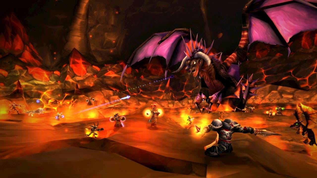 Screenshot of players fighting a WoW raid boss