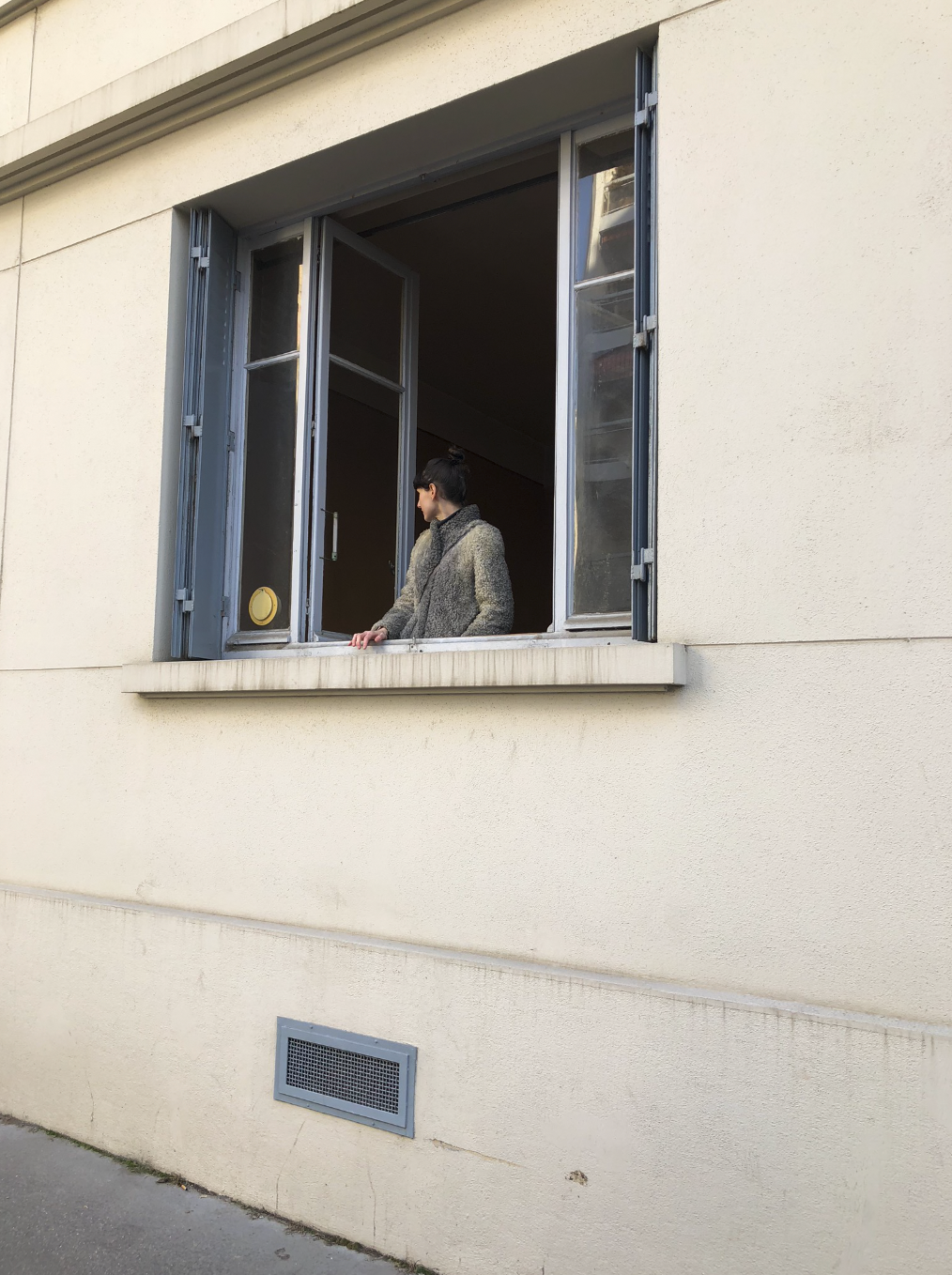Vivre Au Rez De Chaussee Immobilier By Olivia Viallon Bumper News Medium