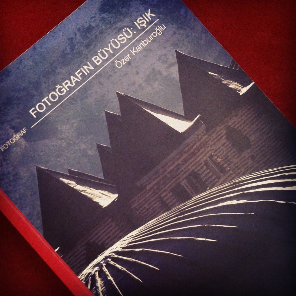 20 En Iyi Kitap Fotograflari Goruntusu Fotograf Kitap Merdiven Kitaplik
