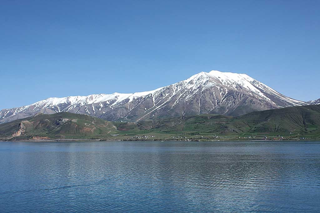 The home of a legend; Van Lake - Being a Tourist in Turkey - Medium