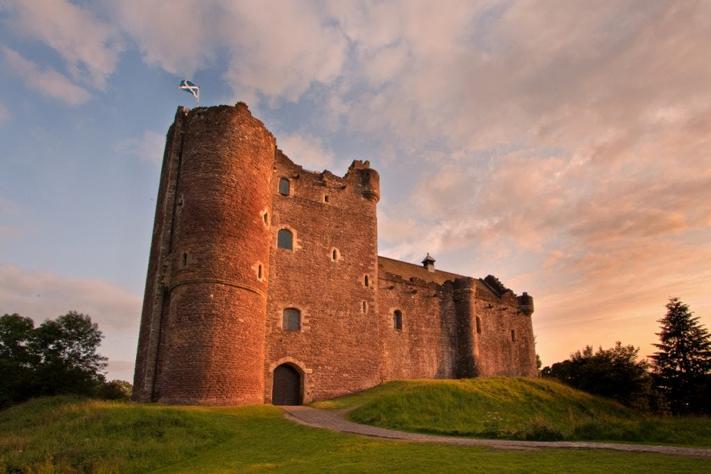 25 Outlander Filming Locations Fans Must Visit In Real Life
