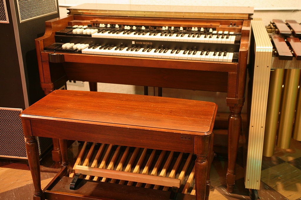 Moѕt Common Piano Bensheѕ Offered For Sale Bonanzaranch Hotel