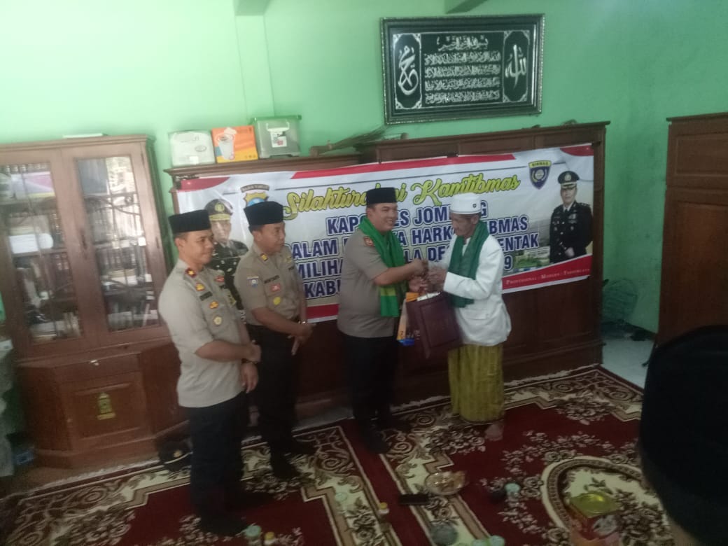 Kapolres Jombang Akbp Bobby Paludin Tambunan Sik Mh