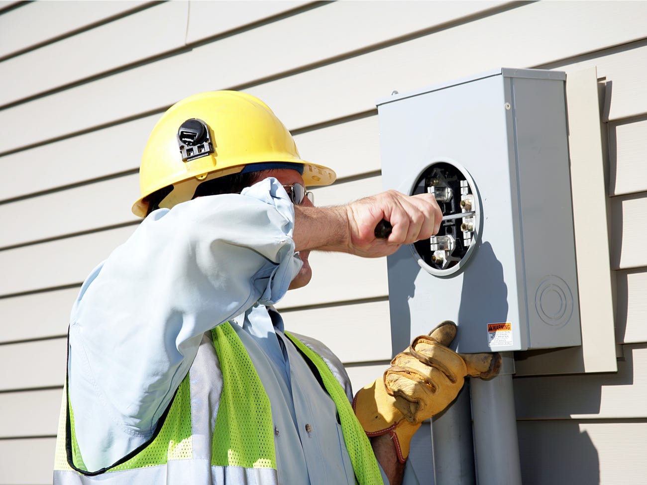 An electrician.