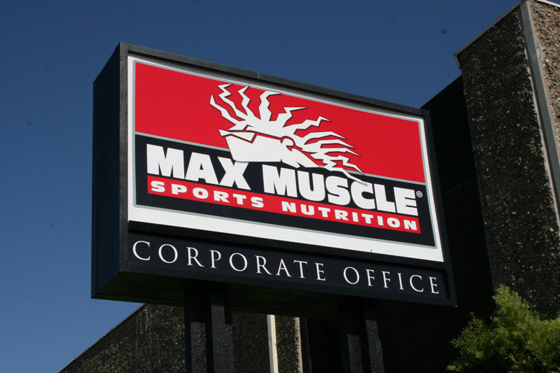 How To Market Your Business Successfully Using Outdoor Signs