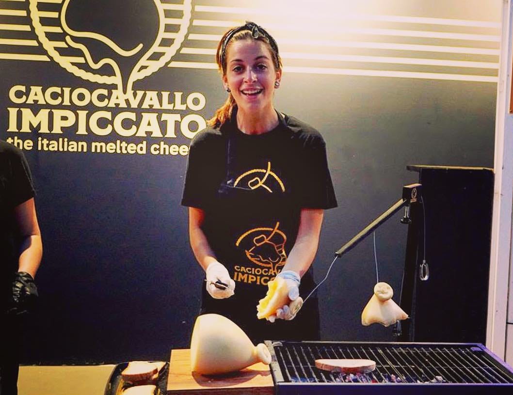 Caciocavallo Impiccato Lo Streetfood Che Piace Ai Giovani By Silva Giromini Medium