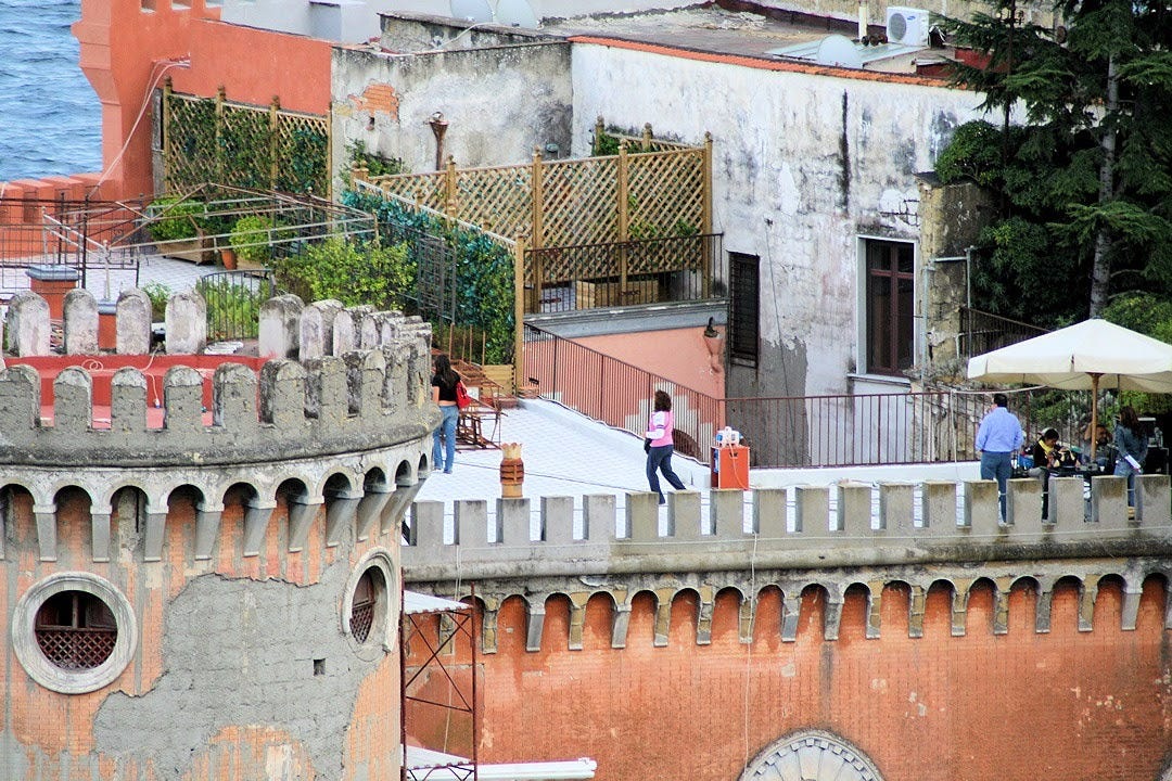 Palazzo Palladini Di Un Posto Al Sole Dove Si Trova