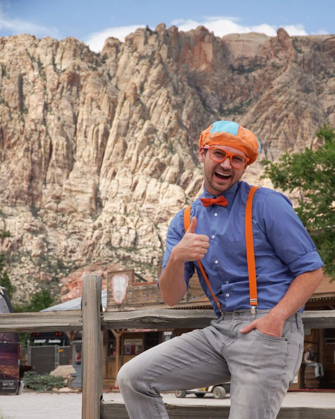 how much money does blippi make on youtube and 2020