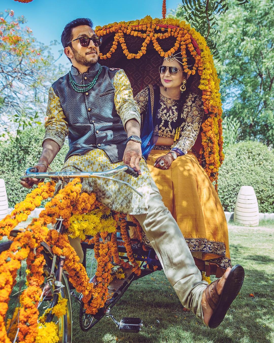 mehendi outfit for groom