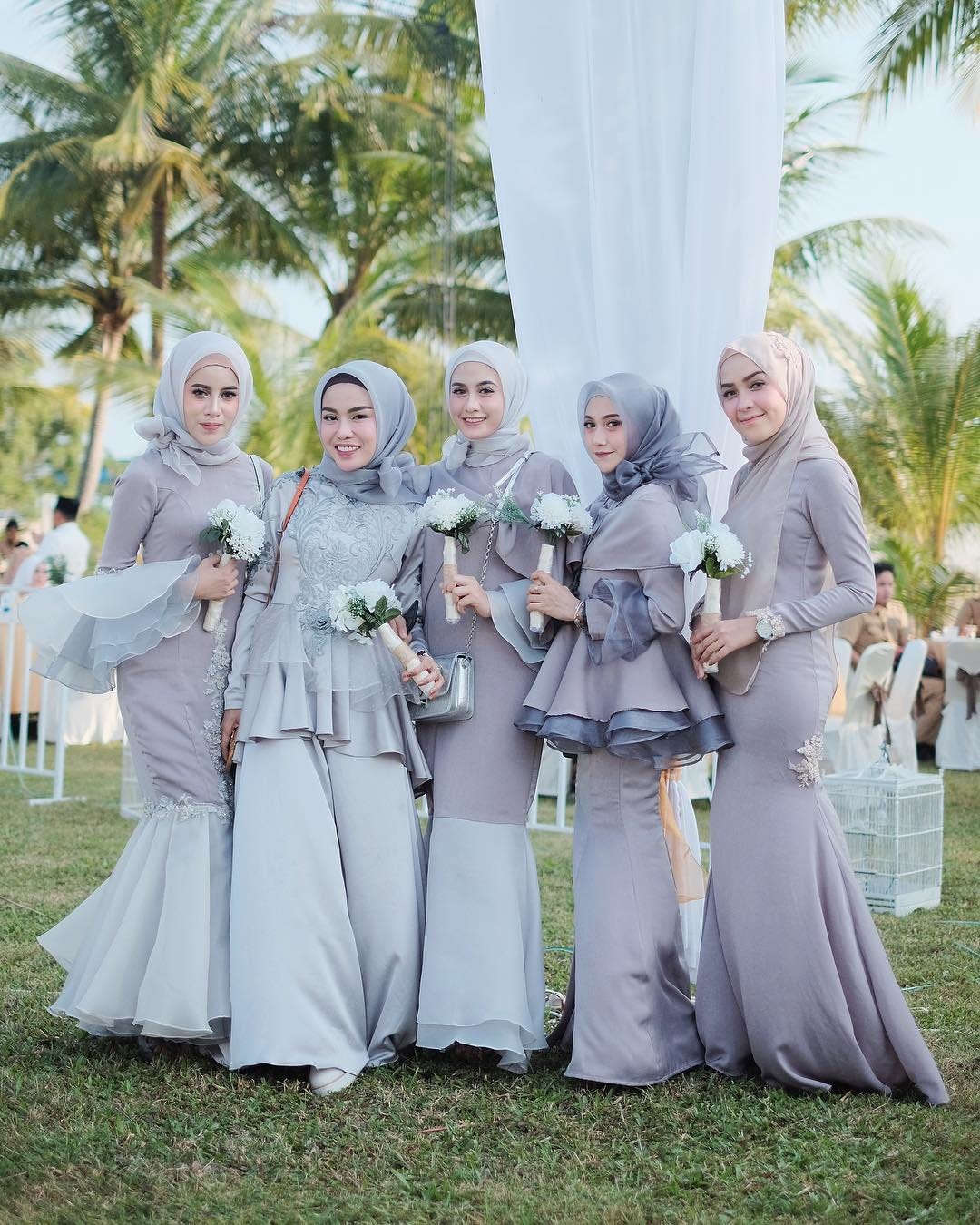 bridesmaid hijab