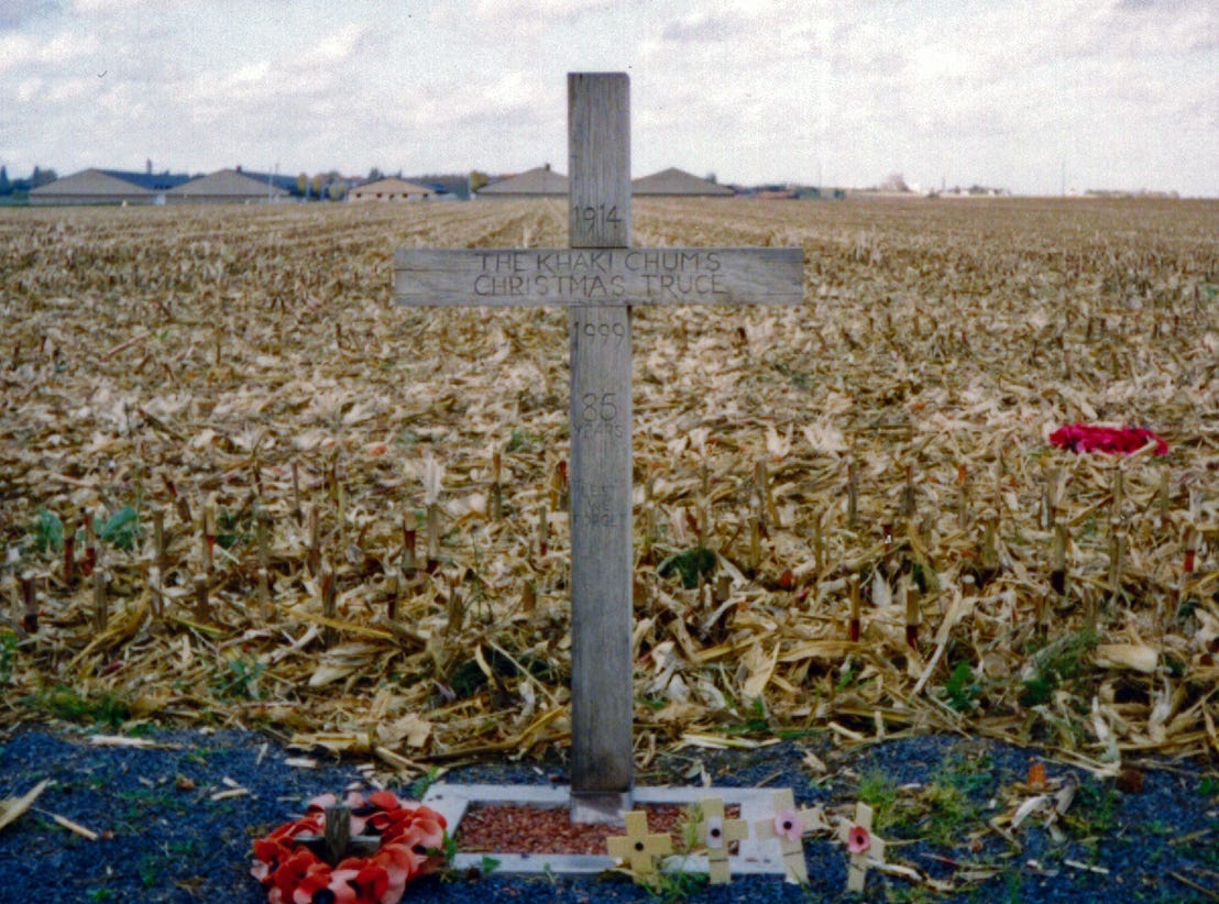 Wikipedia Natale.La Tregua Di Natale Del 1914 Uno Spiraglio Di Umanita Nella Crudelta By Rievocando Living History Medium