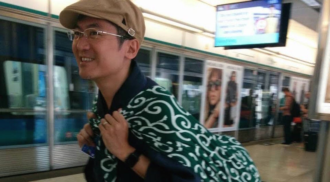 着物で行ったよ香港島 洋服は着ない 持って行かない 服装は機内含め 着物のみ By Kazuhiro Ogura The Kimono Guy Medium 着物で行ったよ香港島 洋服は着ない 持って行かない 服装は機内含め 着物のみ By Kazuhiro Ogura The Kimono Guy Medium