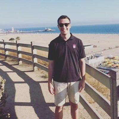 Zach Pereles – Medium