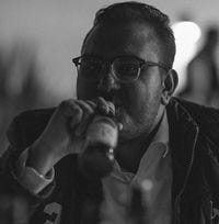César Vázquez Medium