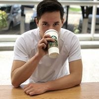 Angelo Ramírez – Medium