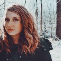 Maddie Collins – Medium