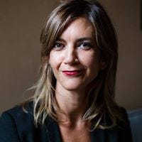 Annabel Ross – Medium - Vimarsana News