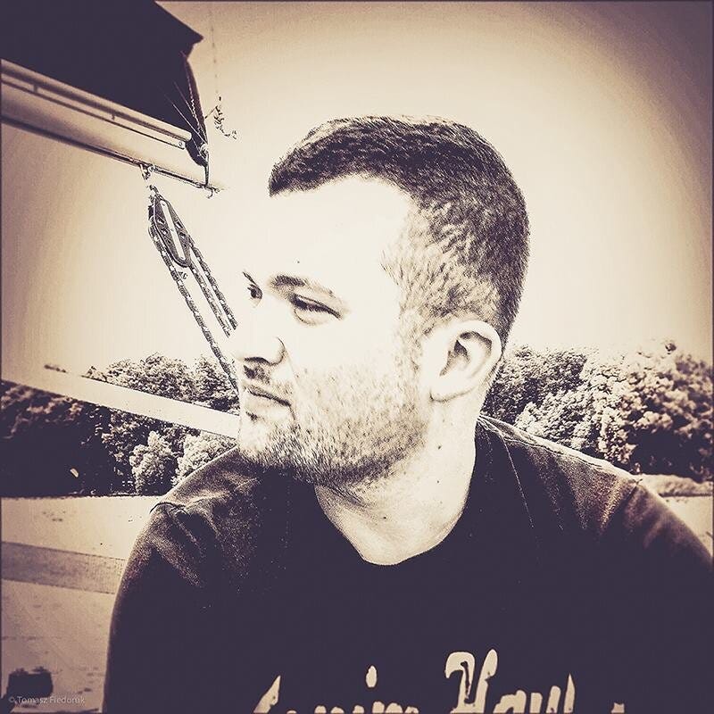 Tomasz Fiedoruk – Medium