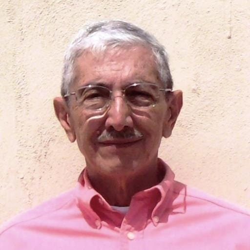 People following Guillermo I Velasco