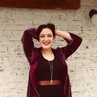 Amanda Andrews – Medium