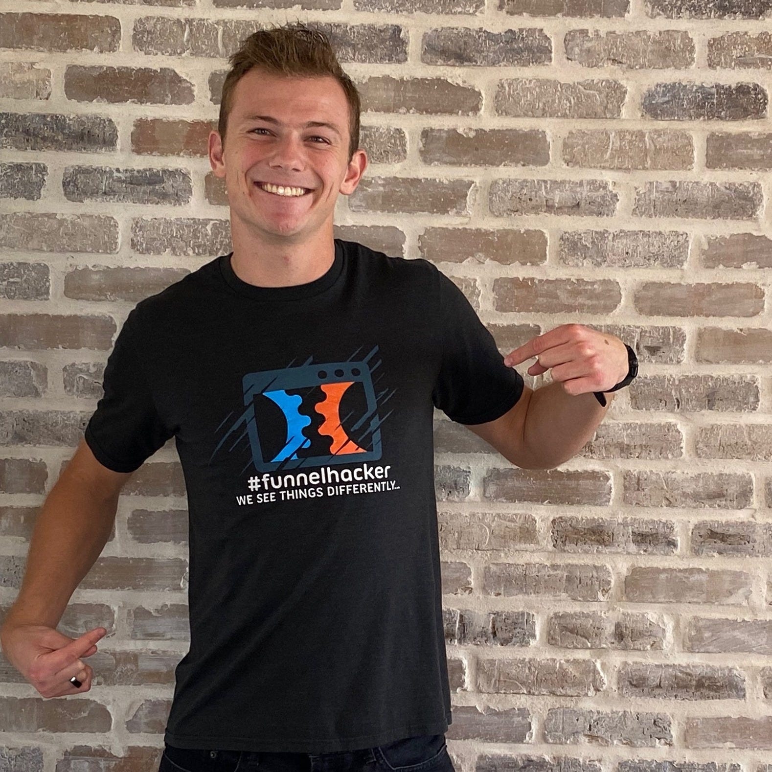 Parker Woodward Medium