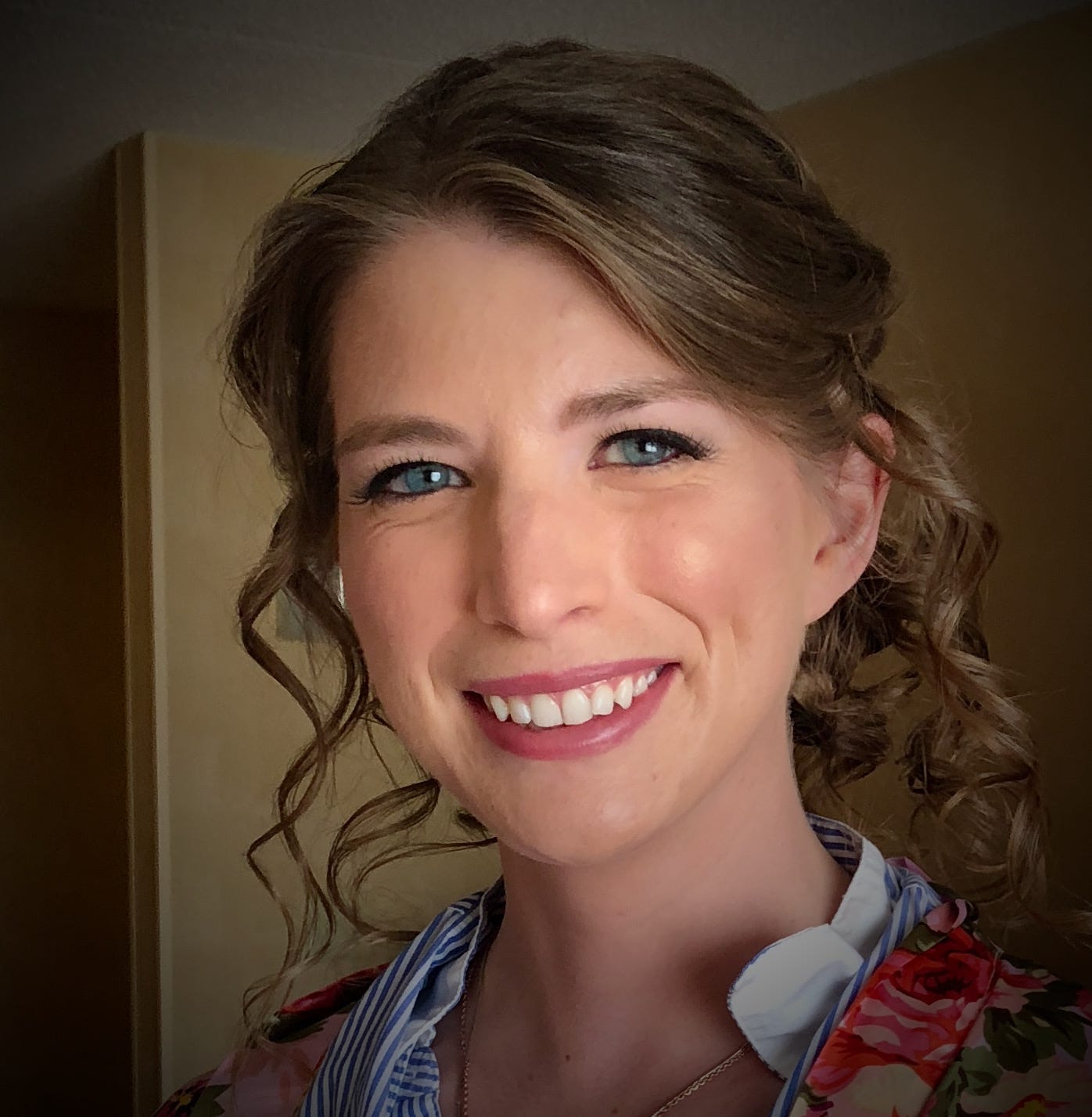 About Christina Medium