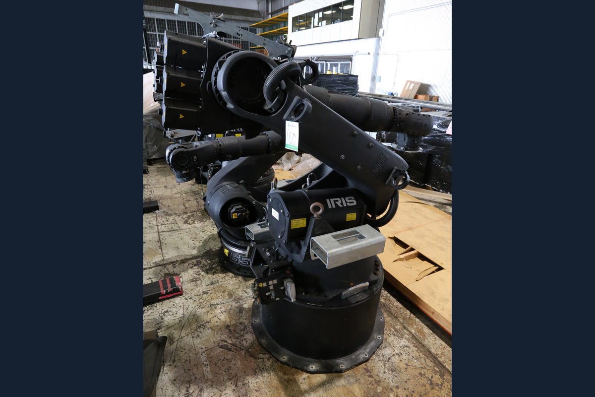 kuka camera robot